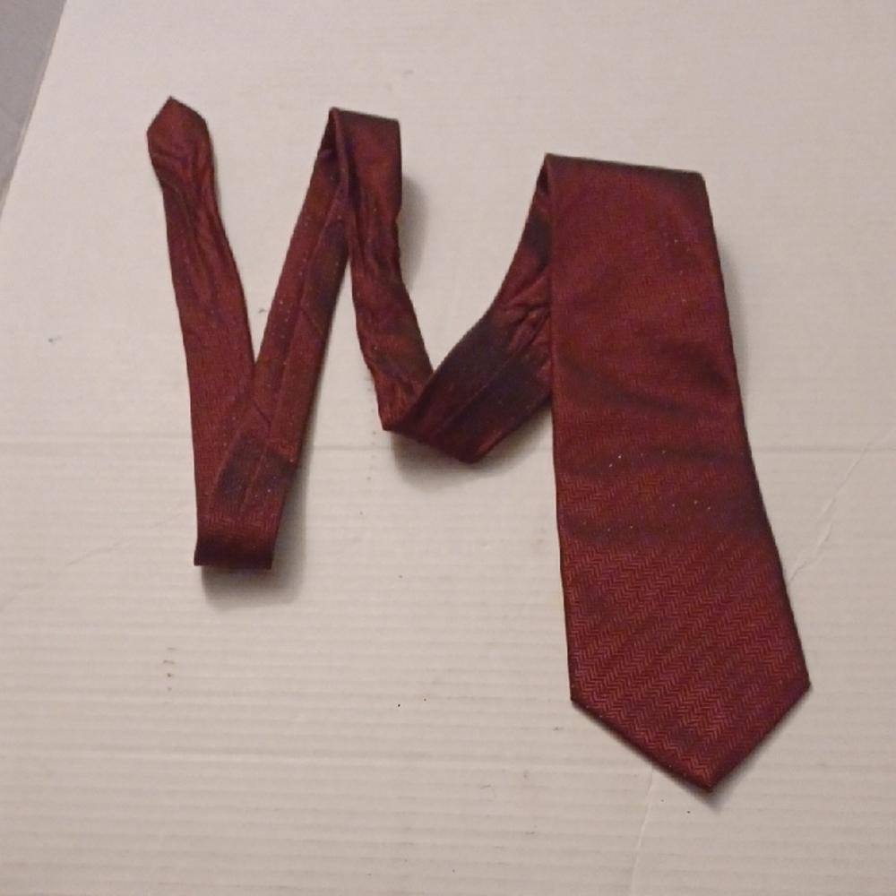4/$80 Burgundy Tie With Glitter